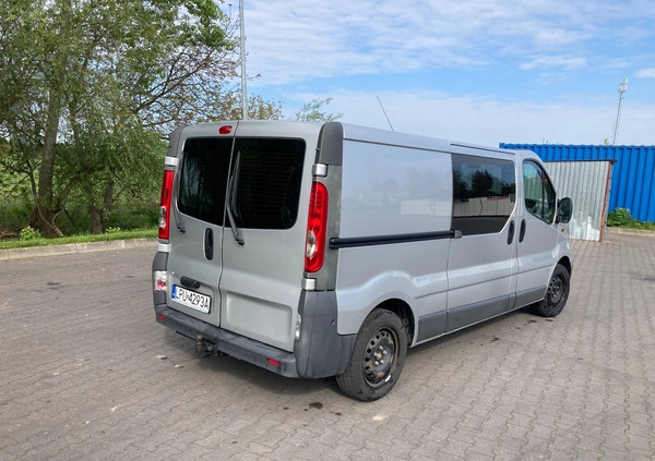 Opel Vivaro cena 36900 przebieg: 215000, rok produkcji 2011 z Puławy małe 79